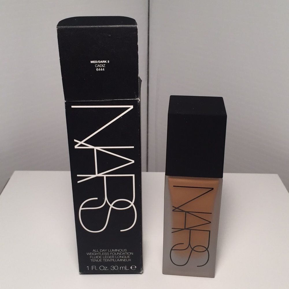 NARS All Day Luminous Foundation in shade: Cadiz